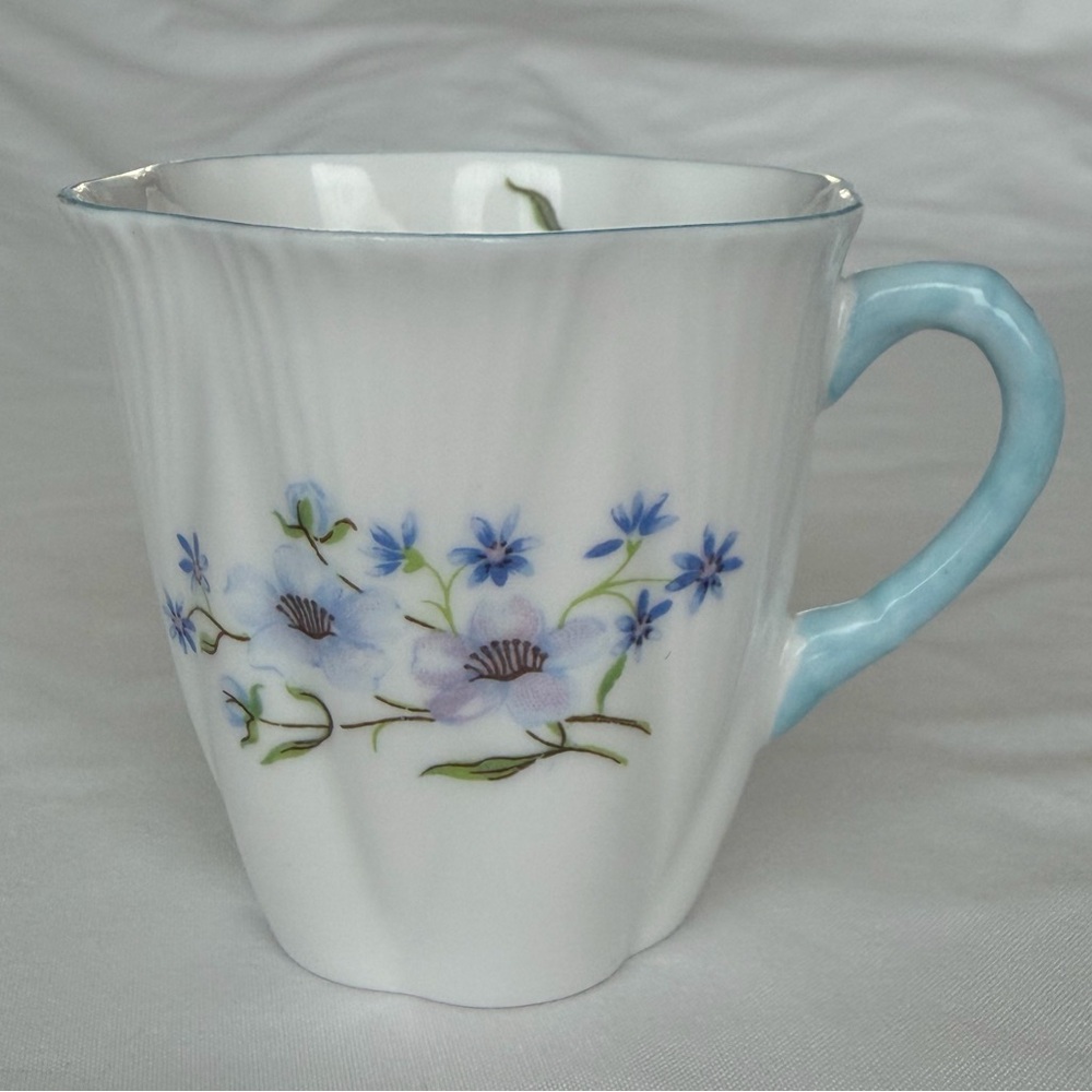 Shelley Blue Rock Dainty Fine Bone China Demitasse Teacup Vintage England 13594